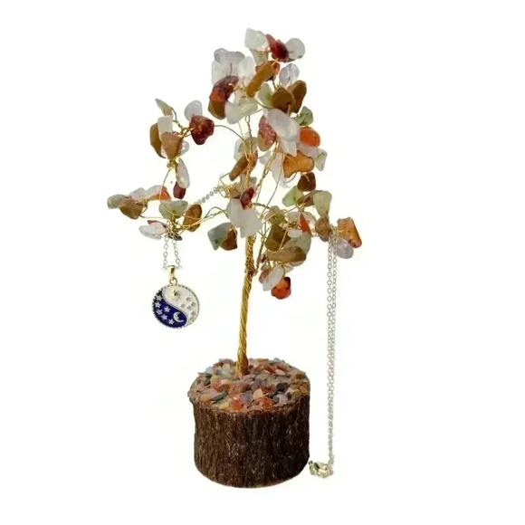 Ying Yang gold medallion necklace, bestfriend gift sun moon star coin jewelry - Picture 10 of 12